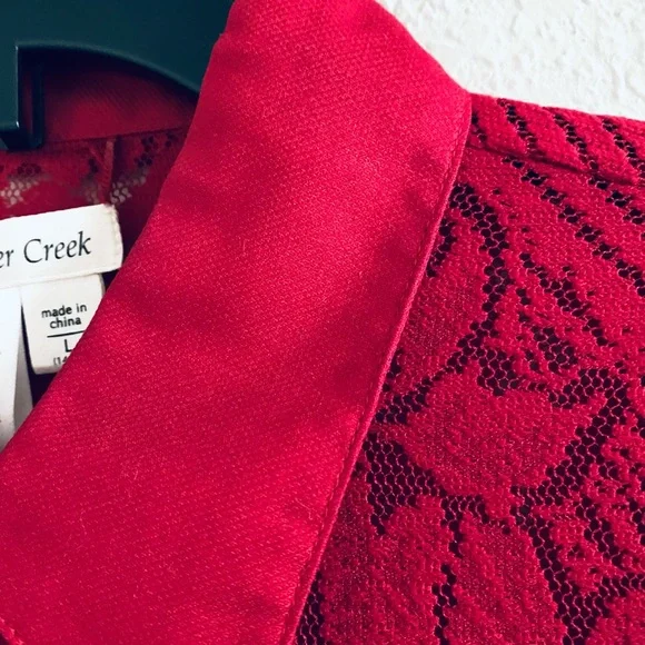 Coldwater Creek Red Lace 2 Piece Button Down Blouse 
Size Large - Picture 5 of 8